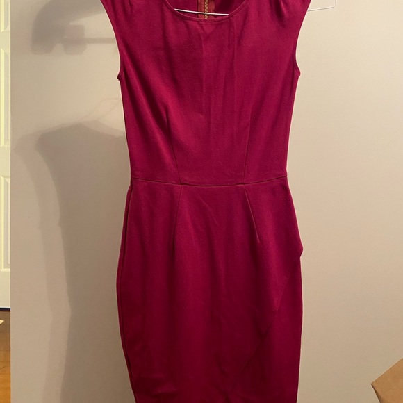 Bar III sheath dress with tulip hem magenta Small - Picture 2 of 6